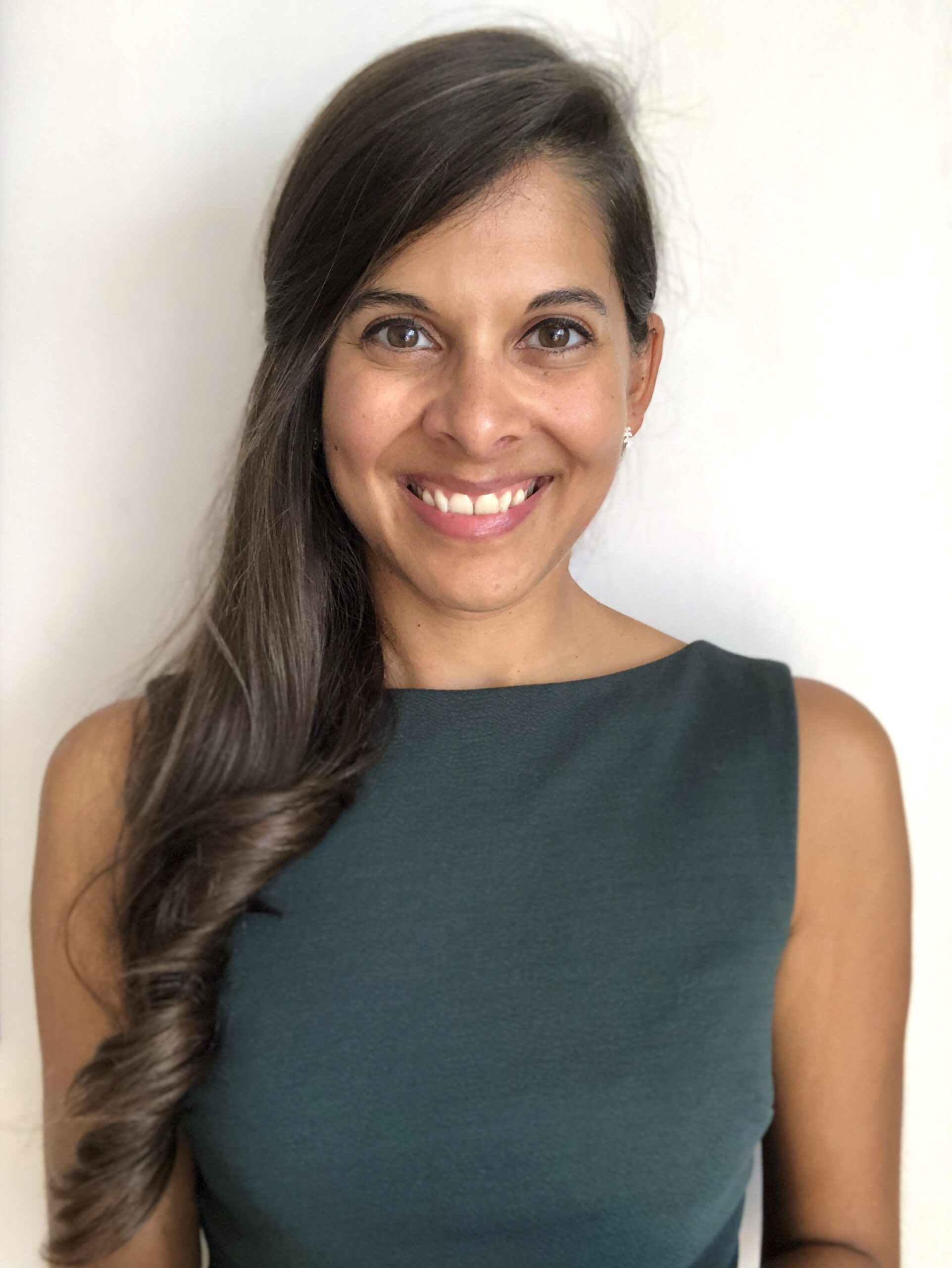 Dr Rebecca D’Cruz - profile image