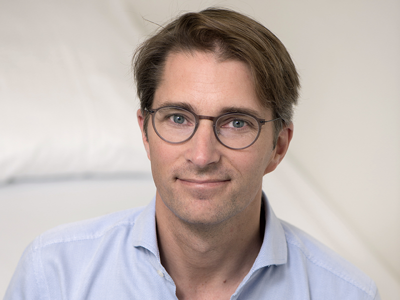Professor Raphael Heinzer - profile image