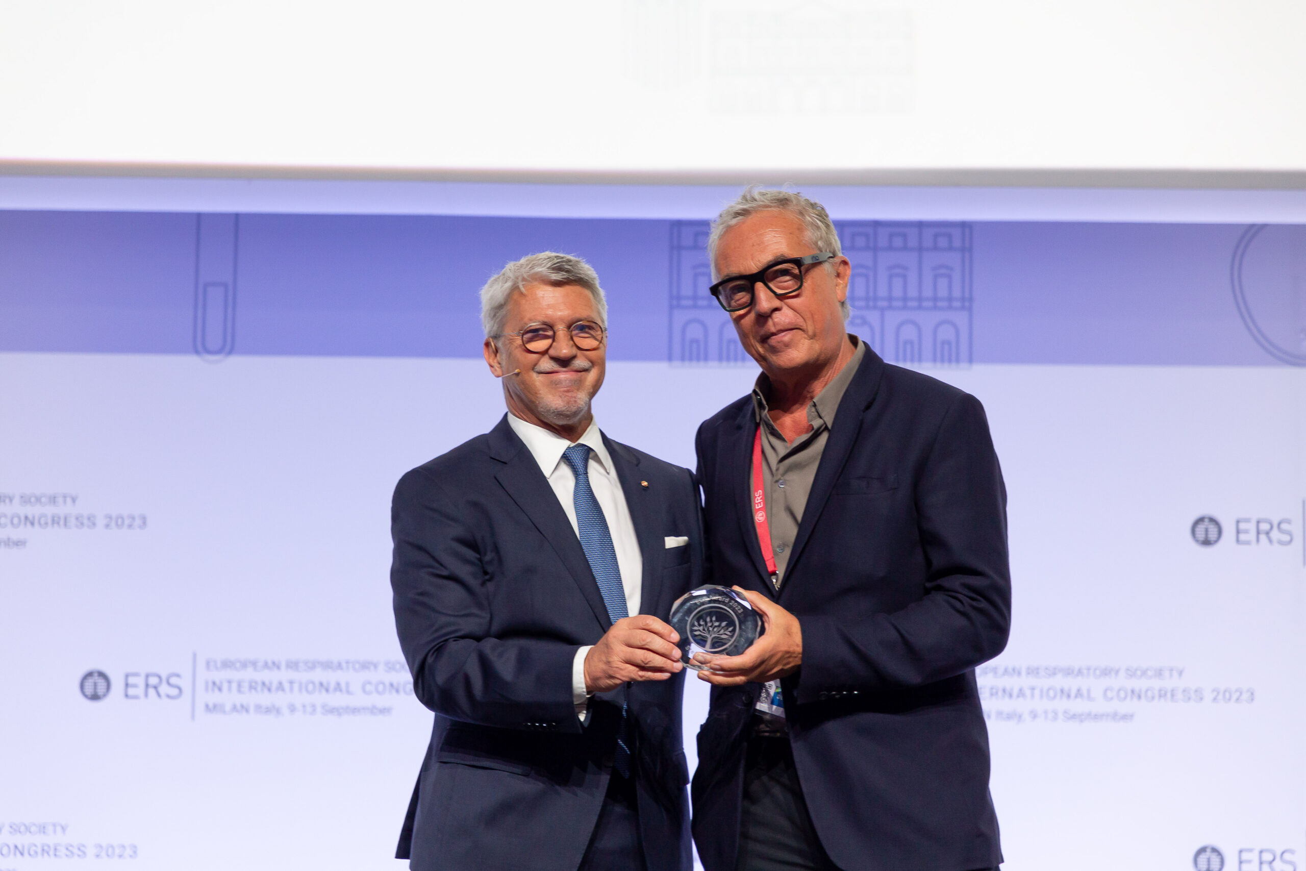 Leading architect honoured with European award for his work to improve air  quality in urban environments - European Lung Foundation, image size:2560x1707