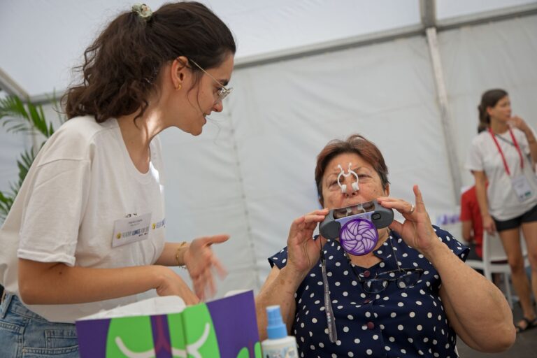Healthy Lungs for Life brings lung health checks to Barcelona public event